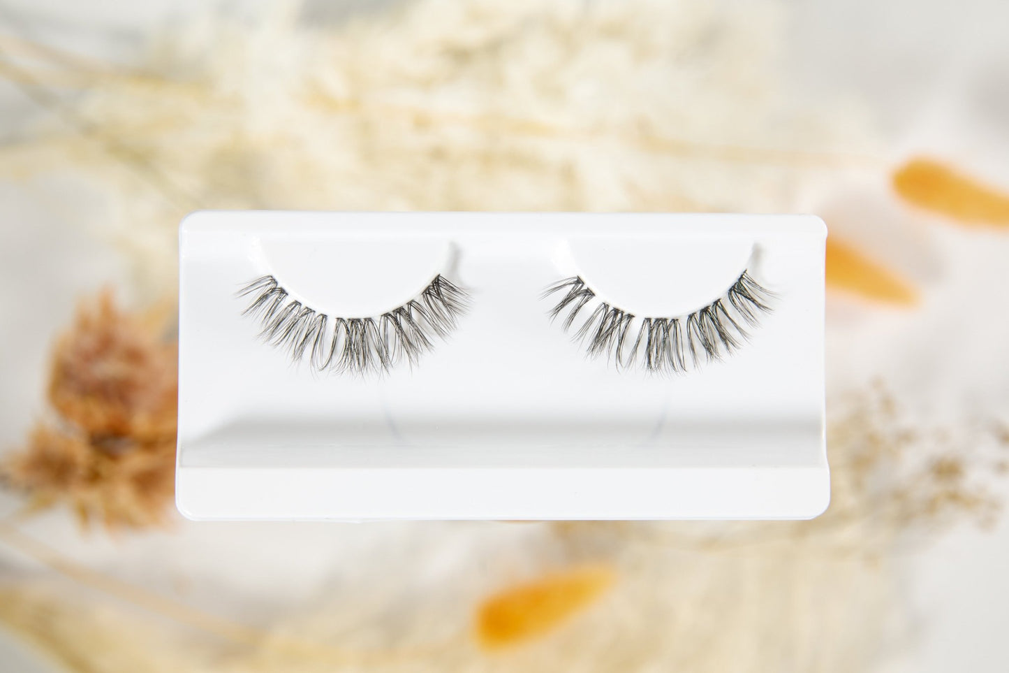 The Ashlyn Lash Single - Revel Lash Co.